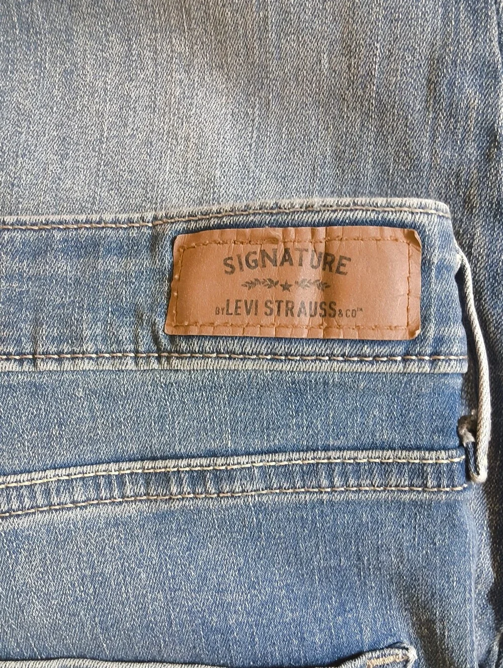 Signature Levi Strauss 16 Modern Skinny Jeans Womens Medium Wash Stretch Denim